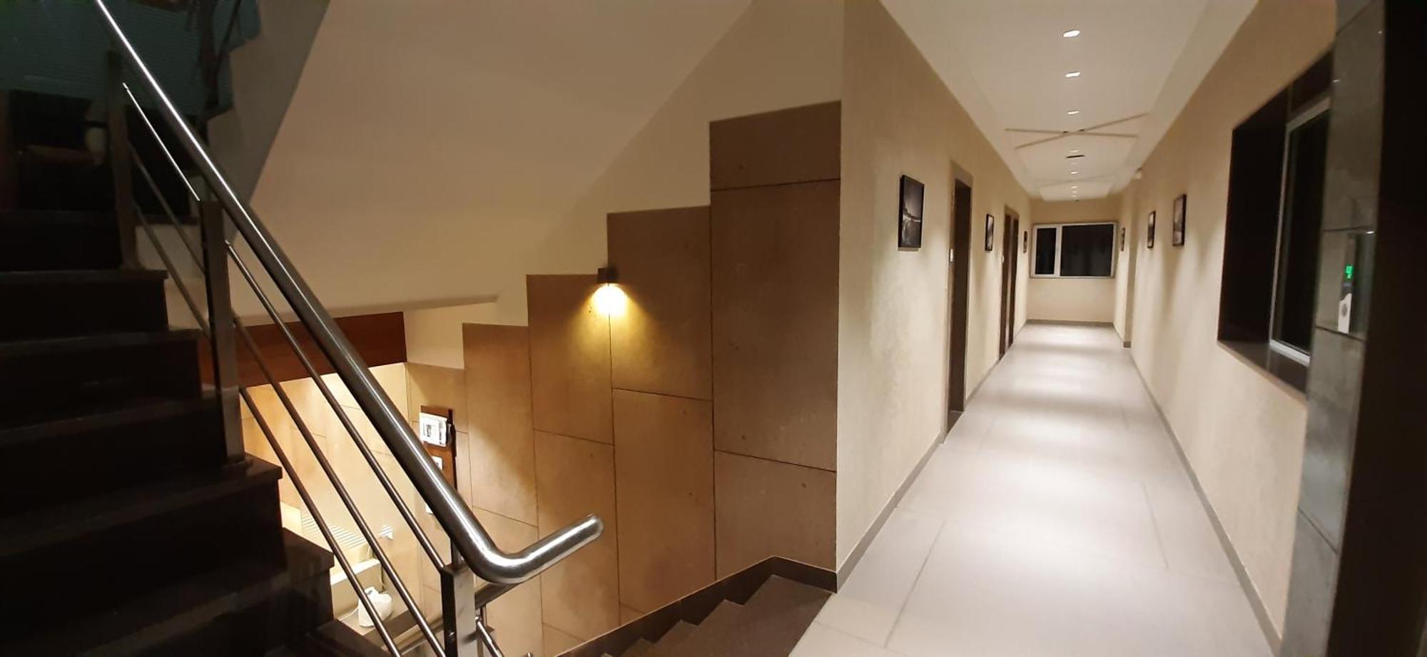 Hotel Kinara Ahmadabad Zewnętrze zdjęcie