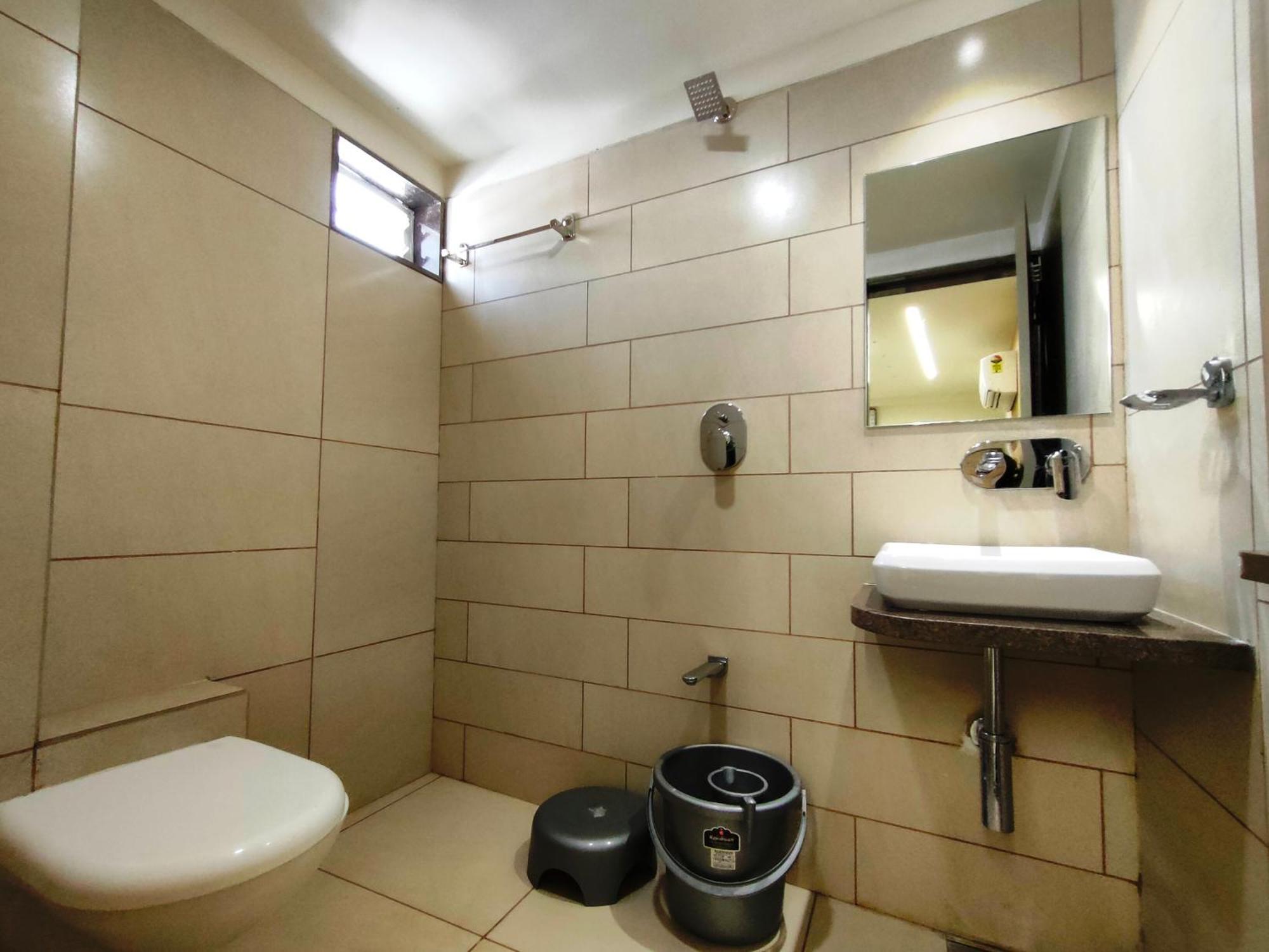 Hotel Kinara Ahmadabad Zewnętrze zdjęcie