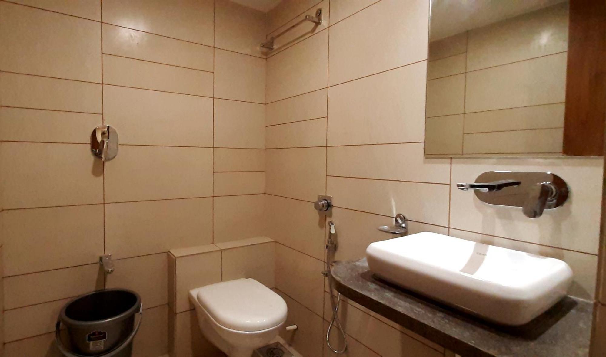 Hotel Kinara Ahmadabad Zewnętrze zdjęcie